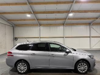 Unfallwagen Peugeot 308 1.2 PureTech 96kW Automaat Leder Panoramadak Blue Lease Premium 2018/8