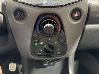 Peugeot 108 1.0e-VTi 53kW Active picture 26