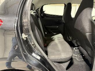 Peugeot 108 1.0e-VTi 53kW Active picture 29