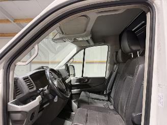 Volkswagen Crafter 2.0TDI 130kW KRAAN Camera ZWAAR DUBBELLUCHT picture 16