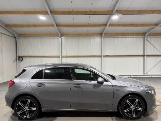 skadebil auto Mercedes A-klasse 250e 118kW Automaat Premium 2020/6