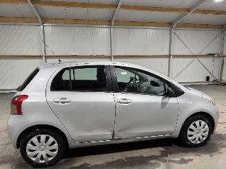 Toyota Yaris 1.3VVTi 64kW Sol picture 5