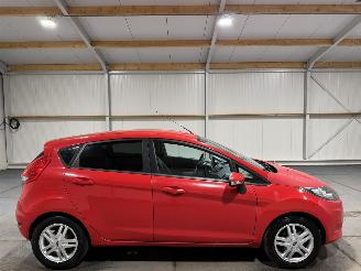 krockskadad bil auto Ford Fiesta 1.25 44kW Limited 2010/8