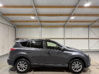 skadebil auto Toyota Rav-4 2.5Hybrid 114kW Style Automaat 2017/7