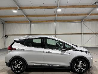 Schadeauto Opel Ampera-E 60kWh 150kW Business Executive Automaat 2018/8