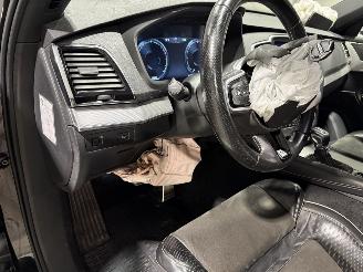 Volvo Xc-90 2.0D5 173kW  AWD R-Design picture 29