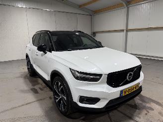 Volvo XC40 T5 1.5 132kW Automaat Pano Twin Engine R-Design picture 3