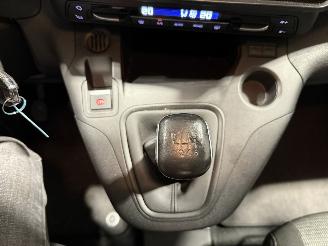 Toyota ProAce CITY INVALIDE ROLSTOELAUTO  1.2Turbo 81kW Active Long picture 38