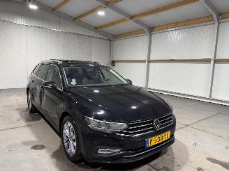Volkswagen Passat 1.5TSI 110kW Automaat Pano Business picture 3