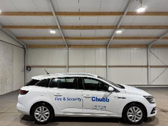 Avarii autoturisme Renault Mégane 1.0TCE 84kW Clima Navi 2021/10