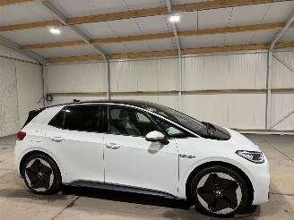 Volkswagen ID.3 58kWh First MAX Panoramadak 150kW picture 2
