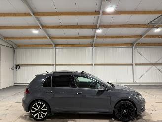 Auto incidentate Volkswagen Golf 1.4TSI 110kW Automaat Highline Pano Business R 2017/6