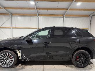 Audi E-tron 55 95kWh 300kW Quattro Advanced Luchtvering Pano picture 15