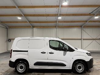 damaged commercial vehicles Peugeot Partner 1.5BlueHDI 75kW Airco S&S L1 2024/10