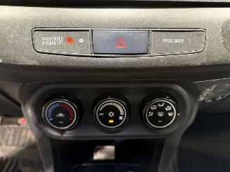 Mitsubishi Lancer 1.6 86kW Airco Limited Edition picture 20