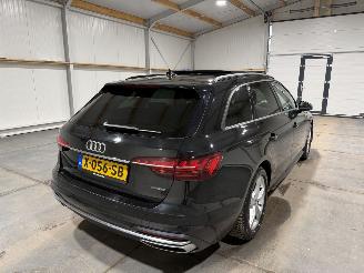 Audi A4 Avant 45 2.0TFSI 180kW Automaat Quattro Pano Launch Edition Sport picture 6