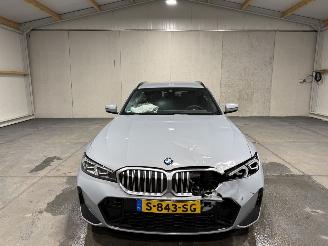 BMW 3-serie 318i 115kW Automaat Clima Camera Navi Touring picture 4