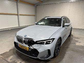 BMW 3-serie 318i 115kW Automaat Clima Camera Navi Touring picture 10