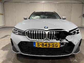 BMW 3-serie 318i 115kW Automaat Clima Camera Navi Touring picture 23