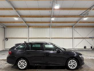 Voiture accidenté Skoda Octavia 1.0TSI 81kW Business Edition Plus 2023/10