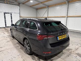 Skoda Octavia 1.5TSI 110kW First Edition picture 12