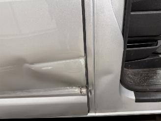 Volkswagen Transporter 2.0TDI 84kW L2H2 Highline picture 26