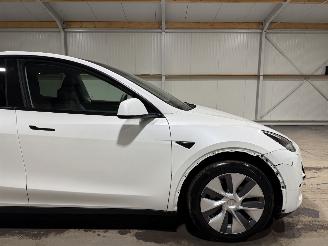 Tesla Model Y 75kWh Long Range 258kW AWD picture 14