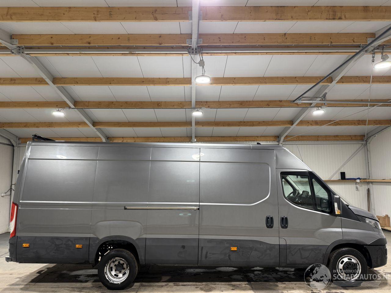 Iveco Daily 2.3 115kW Automaat  Dubbel Camera Clima 410H2