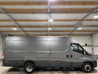 damaged commercial vehicles Iveco Daily 2.3 115kW Automaat  Dubbel Camera Clima 410H2 2019/3