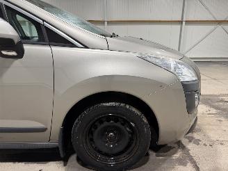 Peugeot 3008 1.6THP 115kW Clima Premiére picture 18