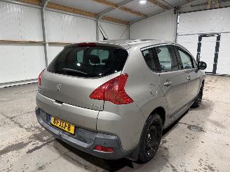 Peugeot 3008 1.6THP 115kW Clima Premiére picture 6