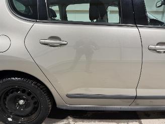 Peugeot 3008 1.6THP 115kW Clima Premiére picture 26