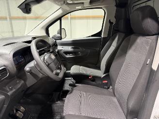 Fiat Doblo 1.2Turbo 81kW Camera picture 39