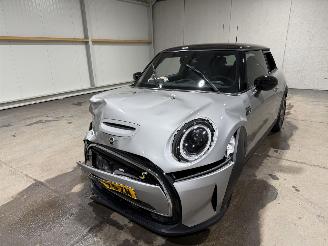 Mini Electric 33kWh 135kW Essential picture 10