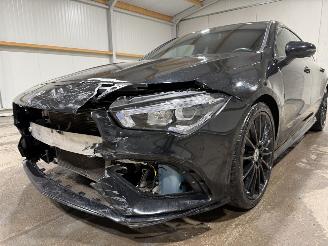 Mercedes Cla-klasse Shootingbrake 180 100kW Automaat Premium Plus picture 24