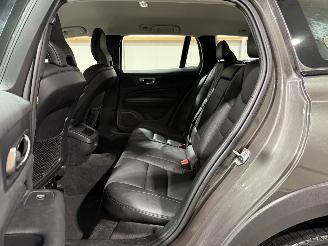 Volvo V-60 Cross Country 2.0B5 184kW Automaat AWD Pro picture 23