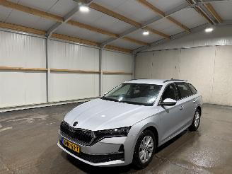 Skoda Octavia 1.5TSI MHEV 85kW Automaat Business Edition picture 10