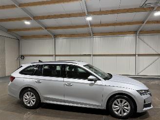 Skoda Octavia 1.5TSI MHEV 85kW Automaat Business Edition picture 2