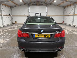 BMW 7-serie 740i 240kW Automaat Schuifkantel Executive picture 7