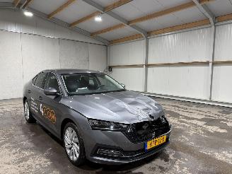 Skoda Octavia 1.4TSI iV PHEV 110kW Automaat picture 3