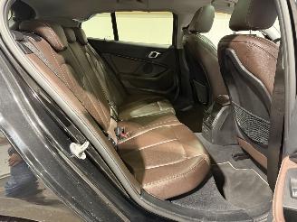 BMW 1-serie 118i 103kW Automaat High Executive Edition Schuifdak picture 37