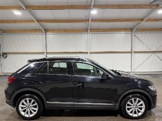 Unfallwagen Volkswagen T-Roc 2.0TDI 110kW Automaat Sport 2019/2