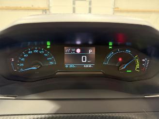 Peugeot e-208 EV 50kWh 100kW Active picture 37