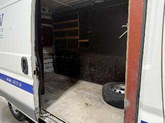 Citroën Jumper 33 2.2HDI 81kW L2H2 Airco picture 23