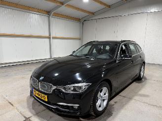 BMW 3-serie 318i 100kW Automaat Luxury Edition picture 10