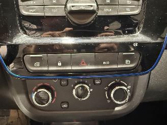 Dacia Spring 27kWh 33kW Comfort Plus Orange Pack picture 33