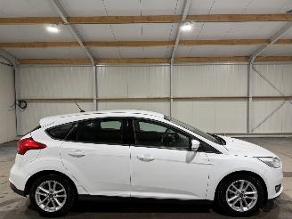 Avarii autoturisme Ford Focus 1.0 74kW Lease Edition 2018/4