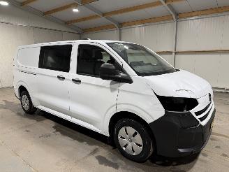 Volkswagen Transporter Electric 64kWh 100kW Life picture 2