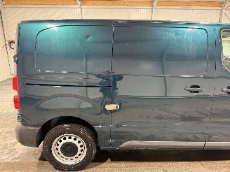 Toyota Proace 2.0D-4D 90kW Cool Comfort picture 18