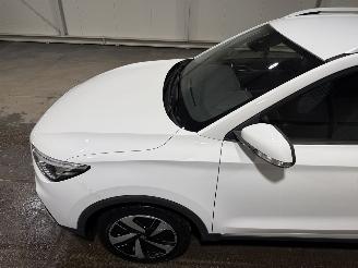 MG ZS 50kWh 130kW EV Standard Range Comfort picture 17